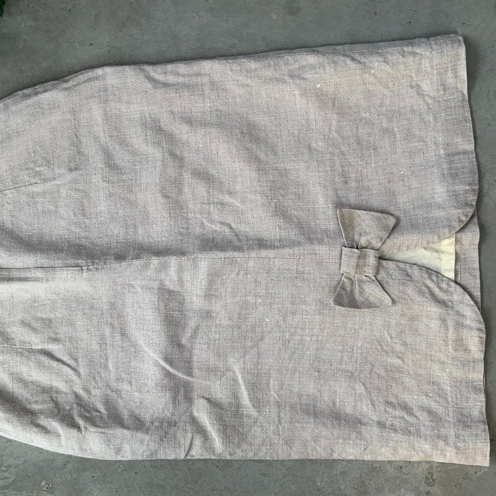 Vintage Linen Women's Knee length Beige Lined Pencil Skirt with Back Bow